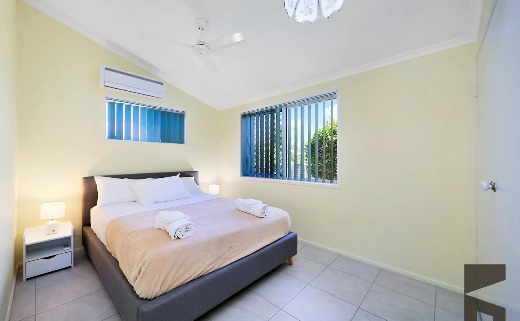 Holiday home 6 Mccolm Court, Bargara Villa